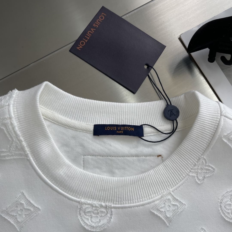 l0vis Vvtt0n t-shirt